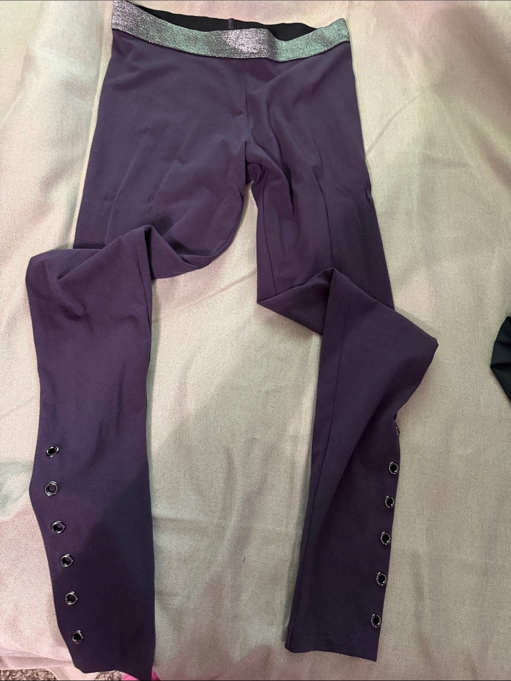 Women's Plum Shaping Leggings with Metallic Waistband